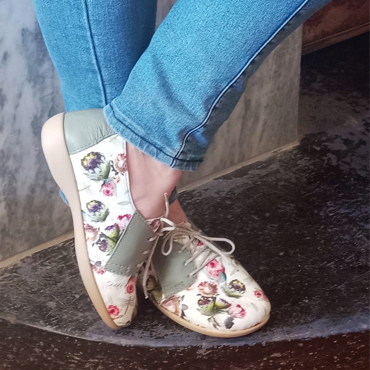 Whimsies Protea Vellie